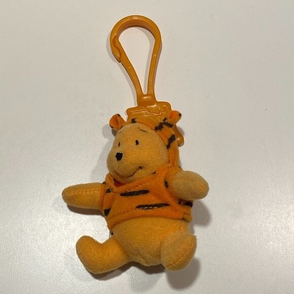 Winnie the Pooh The Tigger Movie - Winnie the Pooh Key Chain - Opened - Picture 1 of 3